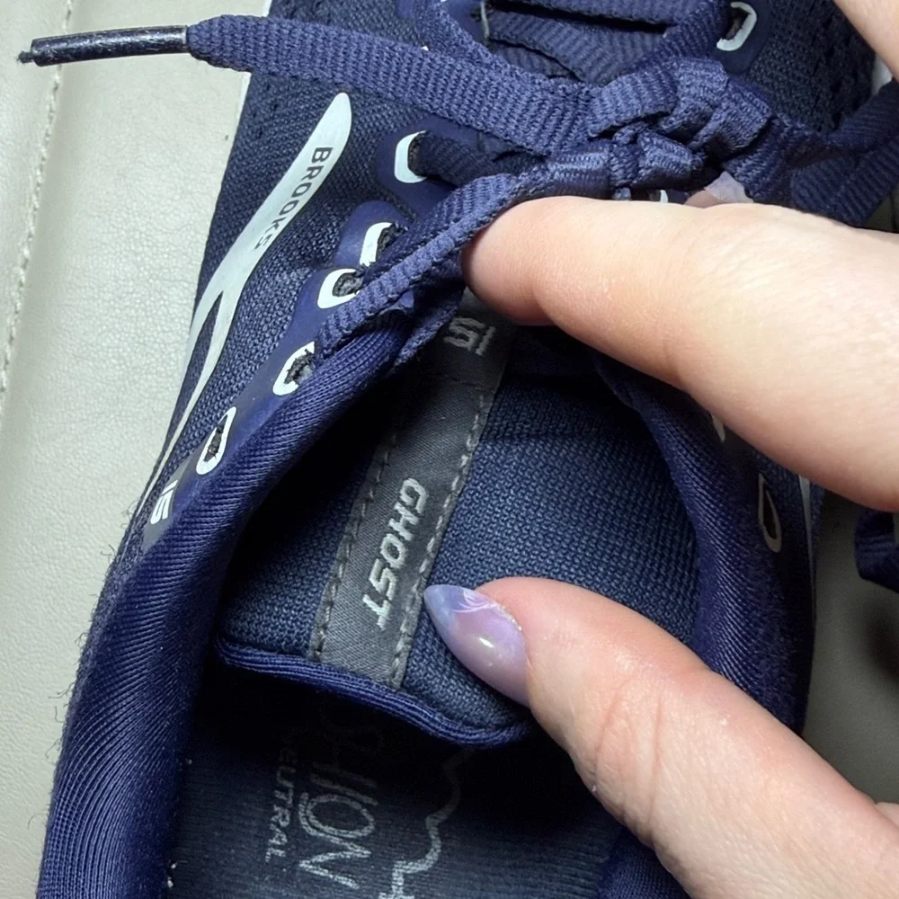 Brooks athletic running